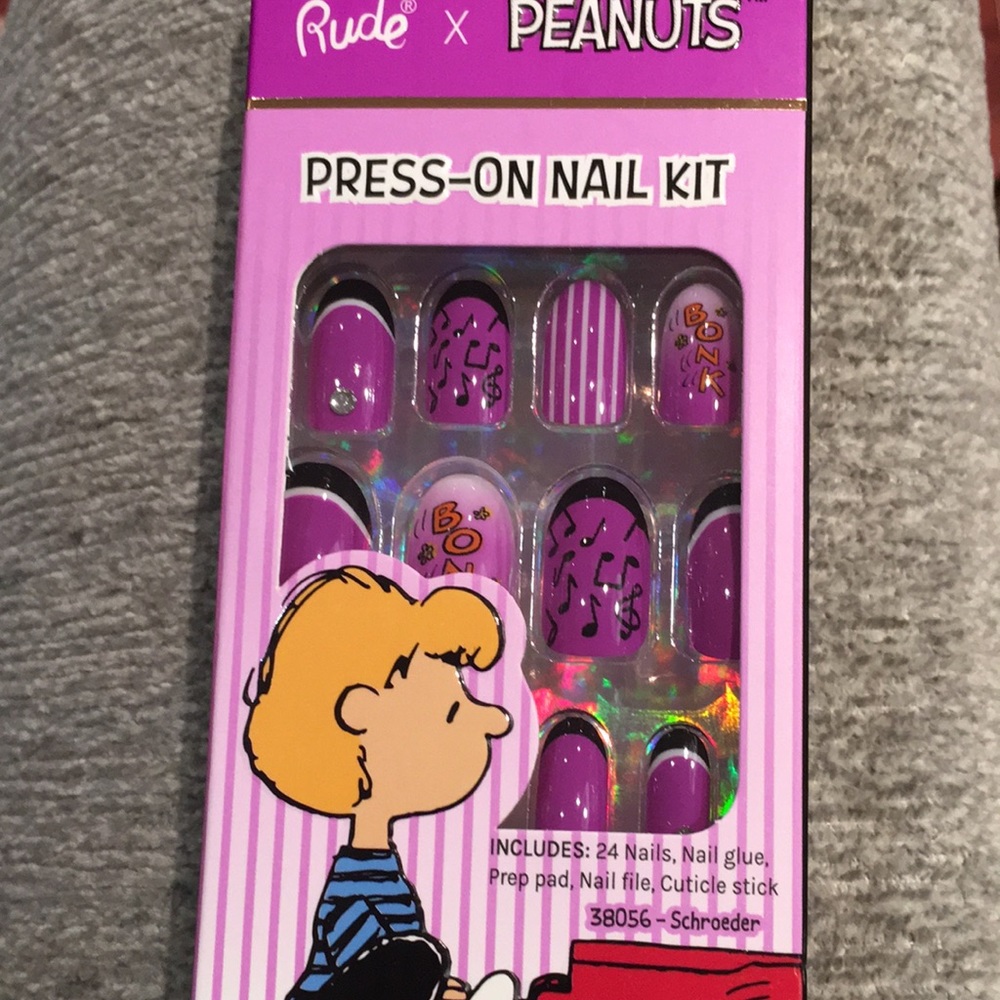 Peanuts Press-On Nail Kit by Rude Cosmetics NEW - Schroeder